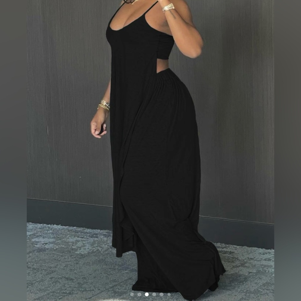 Elegant Black wide leg flowy stretchy 2 piece